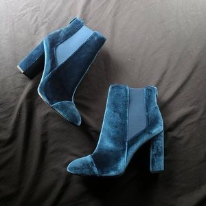 Blue velvet boots